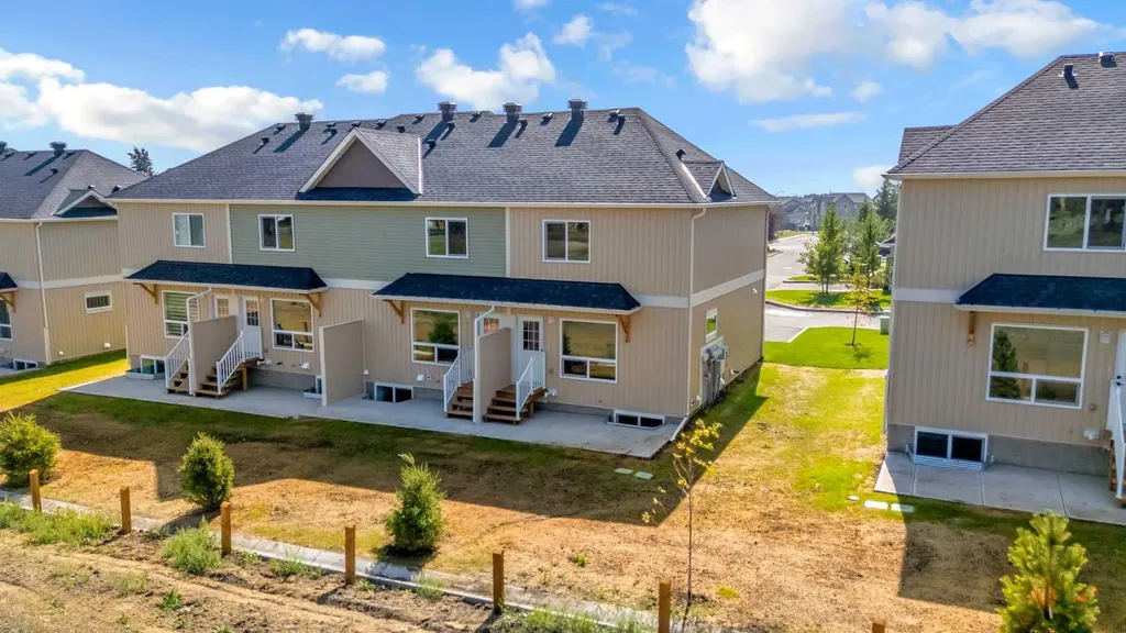 903 Clover Road Carstairs AB T0M0N0