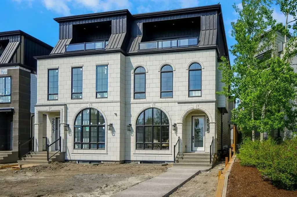 2535 19 Street SW Calgary AB T2T 4X4