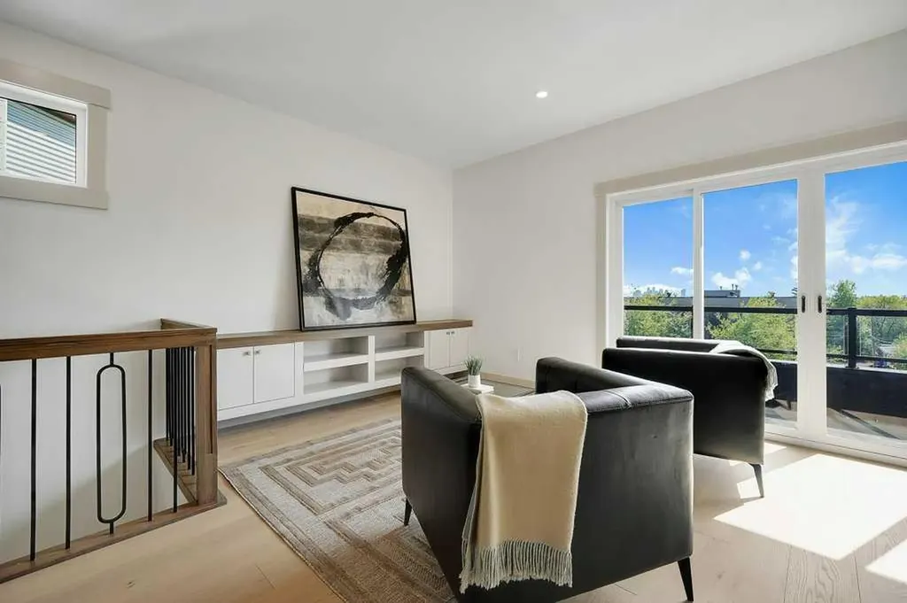 2535 19 Street SW Calgary AB T2T 4X4
