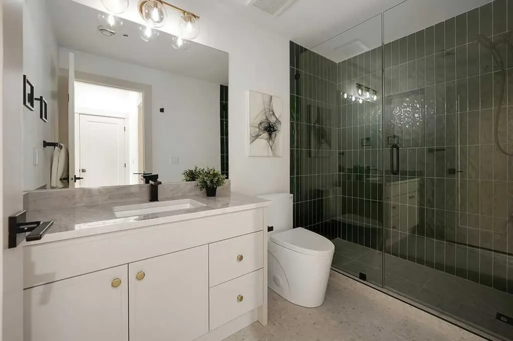 2535 19 Street SW Calgary AB T2T 4X4