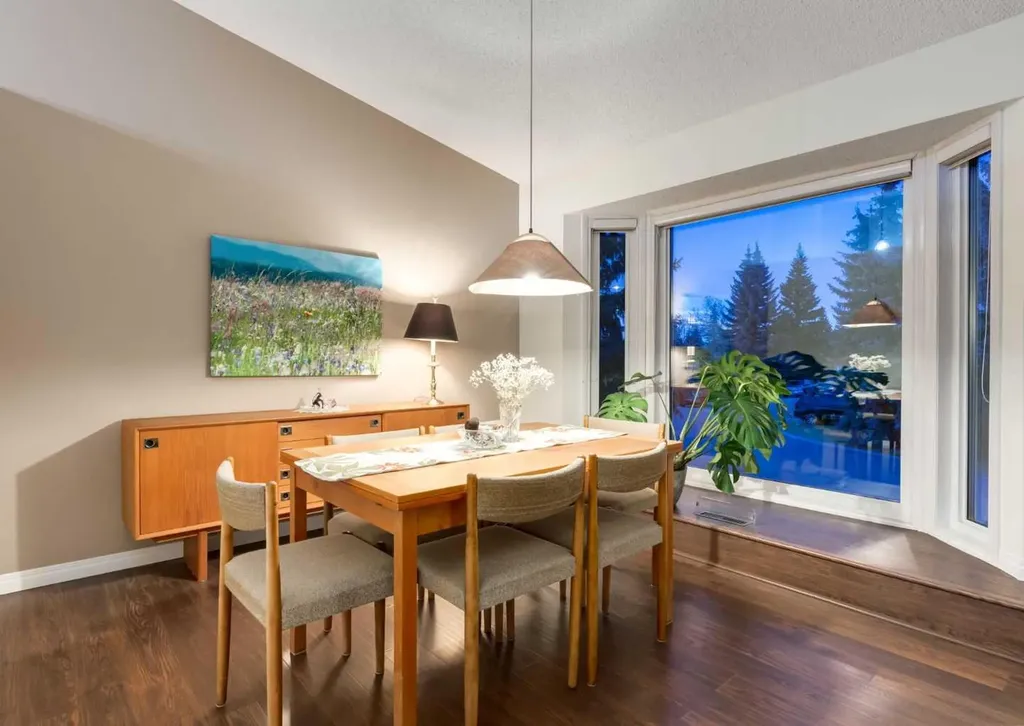 63 Brookpark Crescent SW Calgary AB T2W 2W6