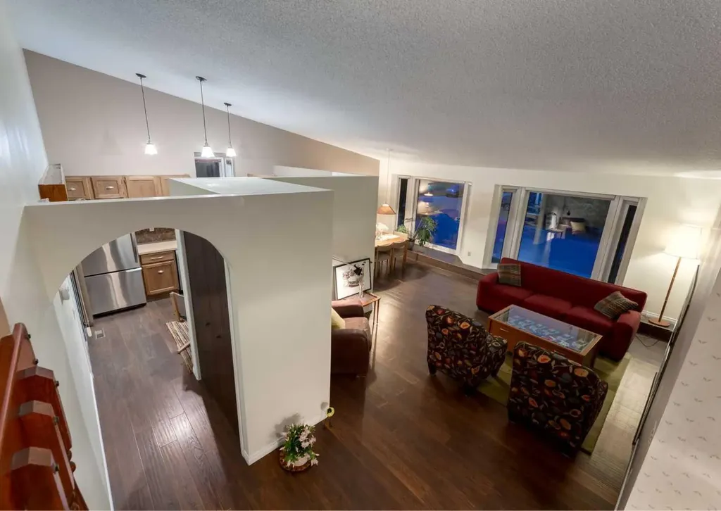63 Brookpark Crescent SW Calgary AB T2W 2W6
