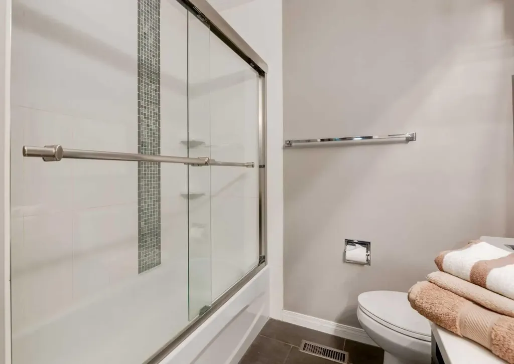 63 Brookpark Crescent SW Calgary AB T2W 2W6