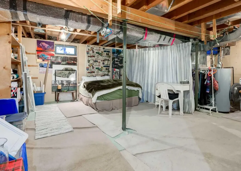 63 Brookpark Crescent SW Calgary AB T2W 2W6