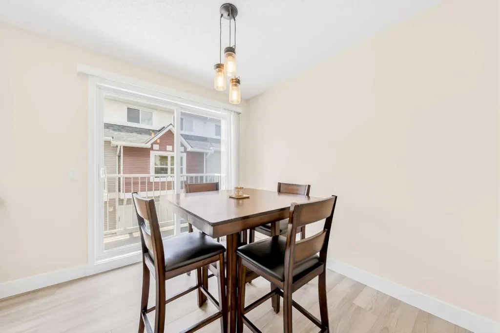 203 Mckenzie Towne Gate SE Calgary AB T2Z 4G2