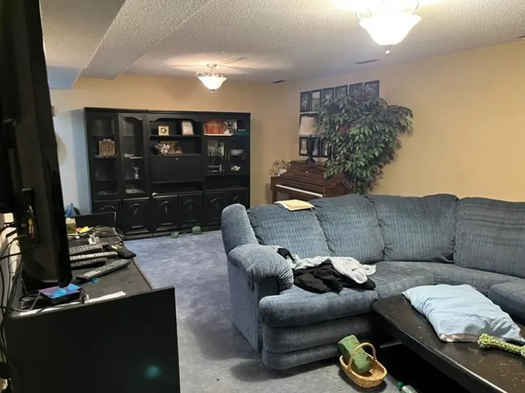 859 2nd Avenue W Cardston AB T0K 0K0