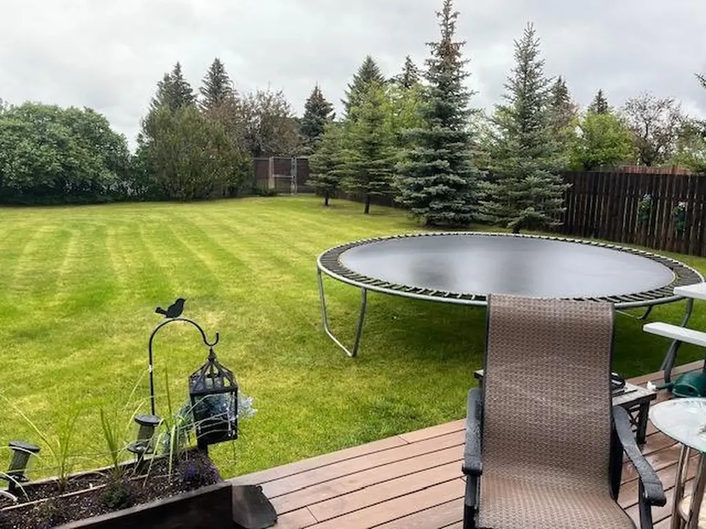 859 2nd Avenue W Cardston AB T0K 0K0