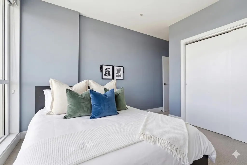 2505 17 Avenue SW Calgary AB T3E7V3