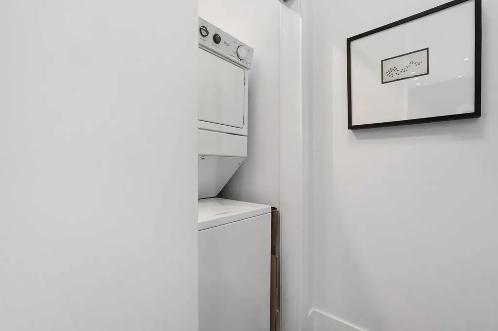 2505 17 Avenue SW Calgary AB T3E7V3