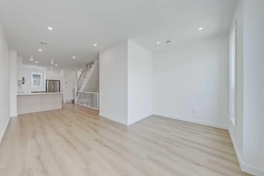 3550 45 Street SW Calgary AB T3E 3V2