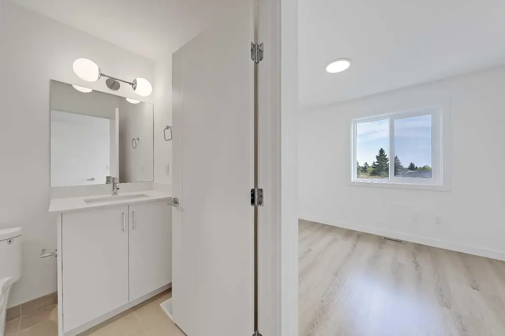 3550 45 Street SW Calgary AB T3E 3V2
