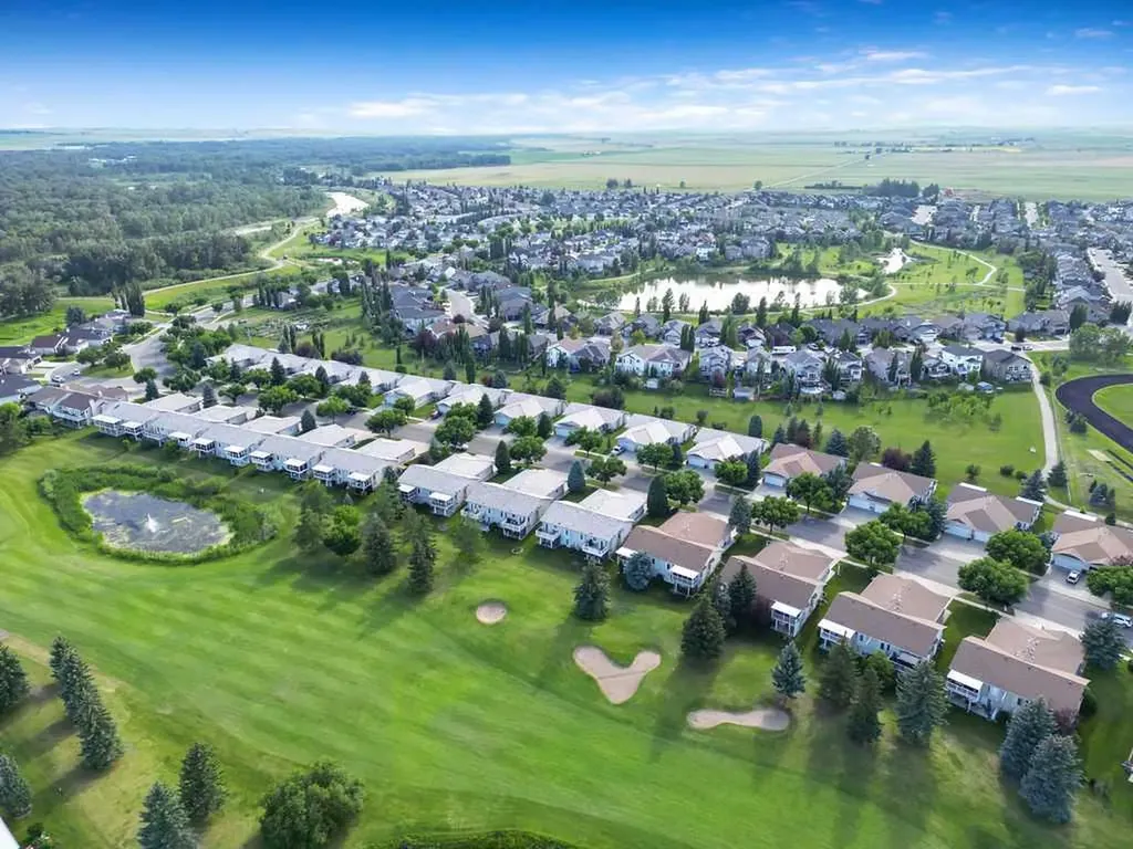 601 Riverside Drive NW High River AB T1V 1S8