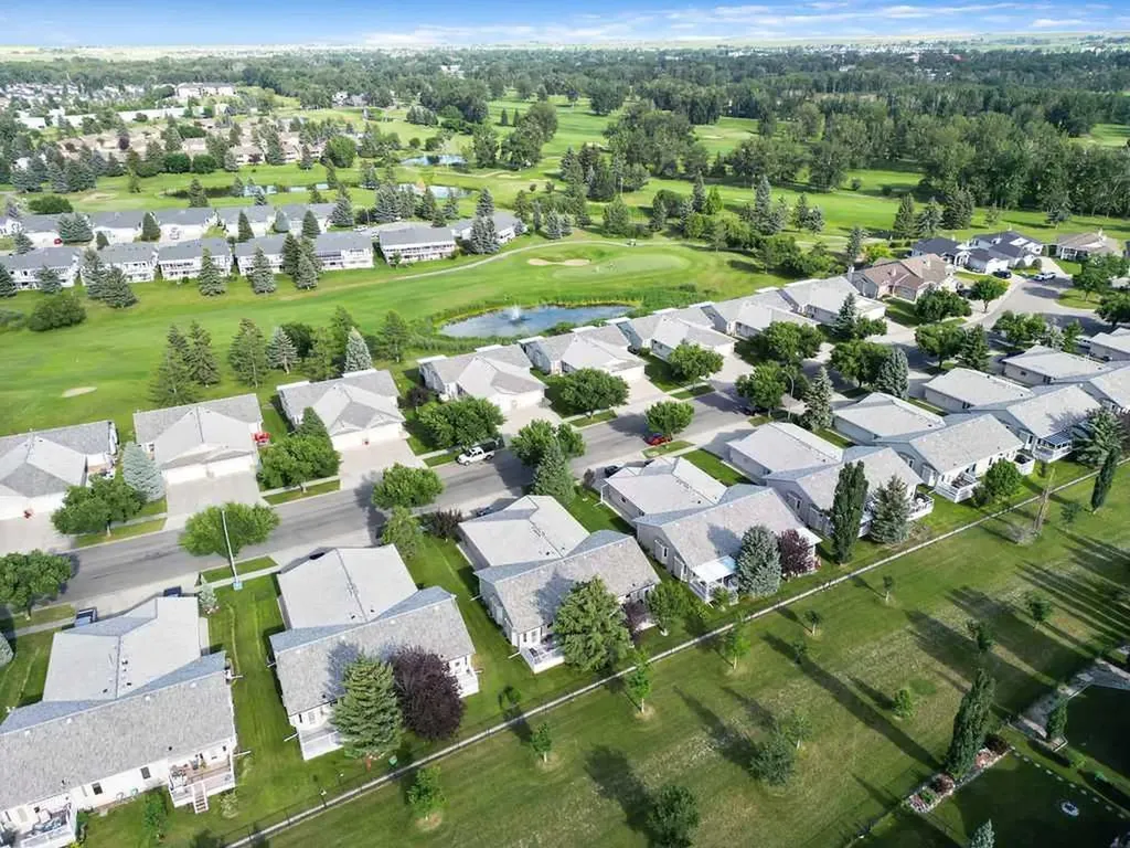 601 Riverside Drive NW High River AB T1V 1S8