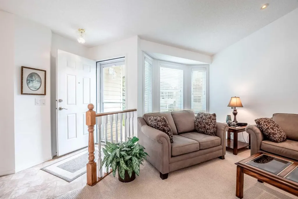 601 Riverside Drive NW High River AB T1V 1S8