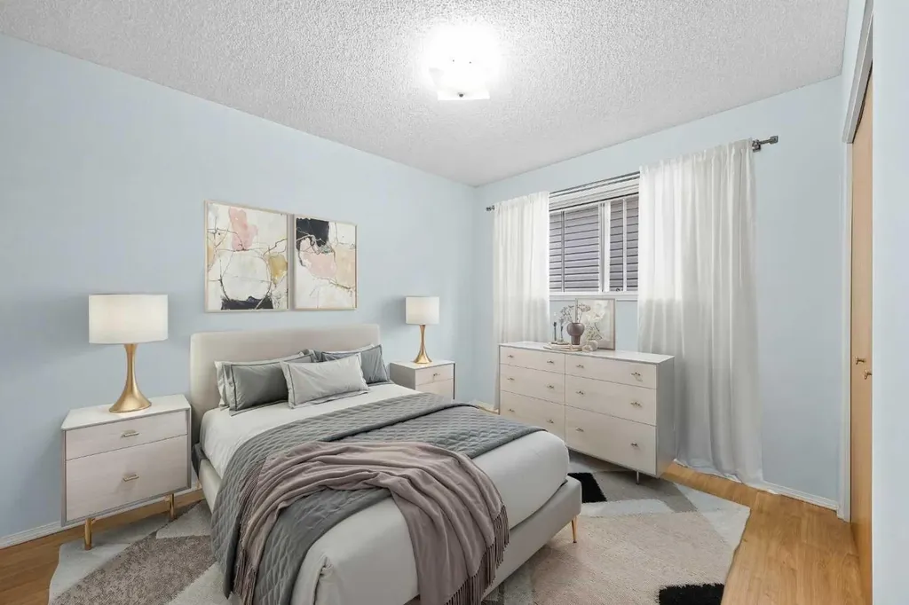 159 Shawinigan Drive SW Calgary AB T2Y 2W1