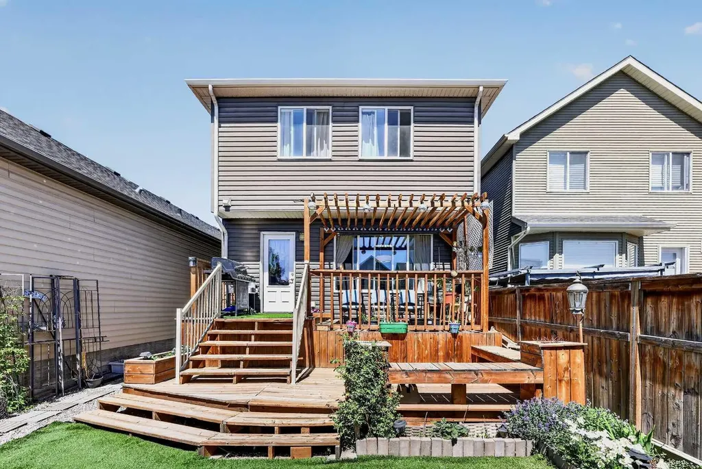 190 Cranford Common SE Calgary AB T3M 1V4