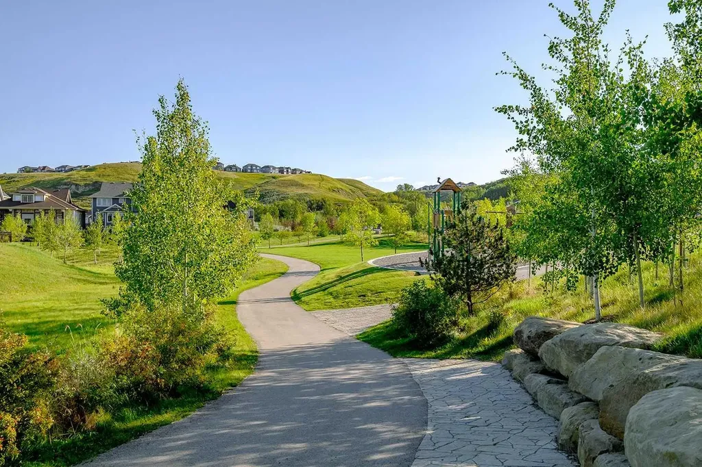 190 Cranford Common SE Calgary AB T3M 1V4