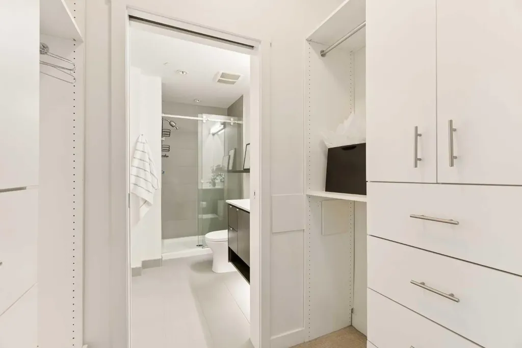 305 18 Avenue SW Calgary AB T2S 3H1