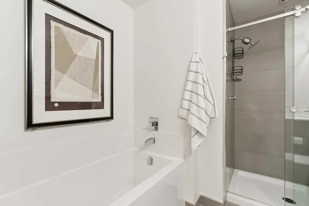 305 18 Avenue SW Calgary AB T2S 3H1