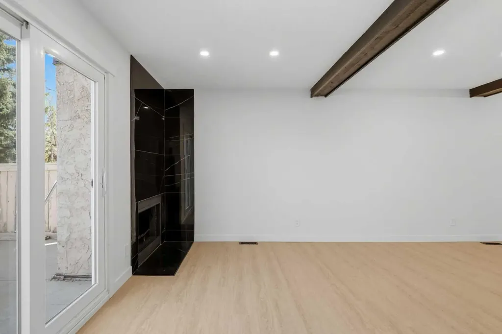 5404 10 Avenue SE Calgary AB T2A 5G4
