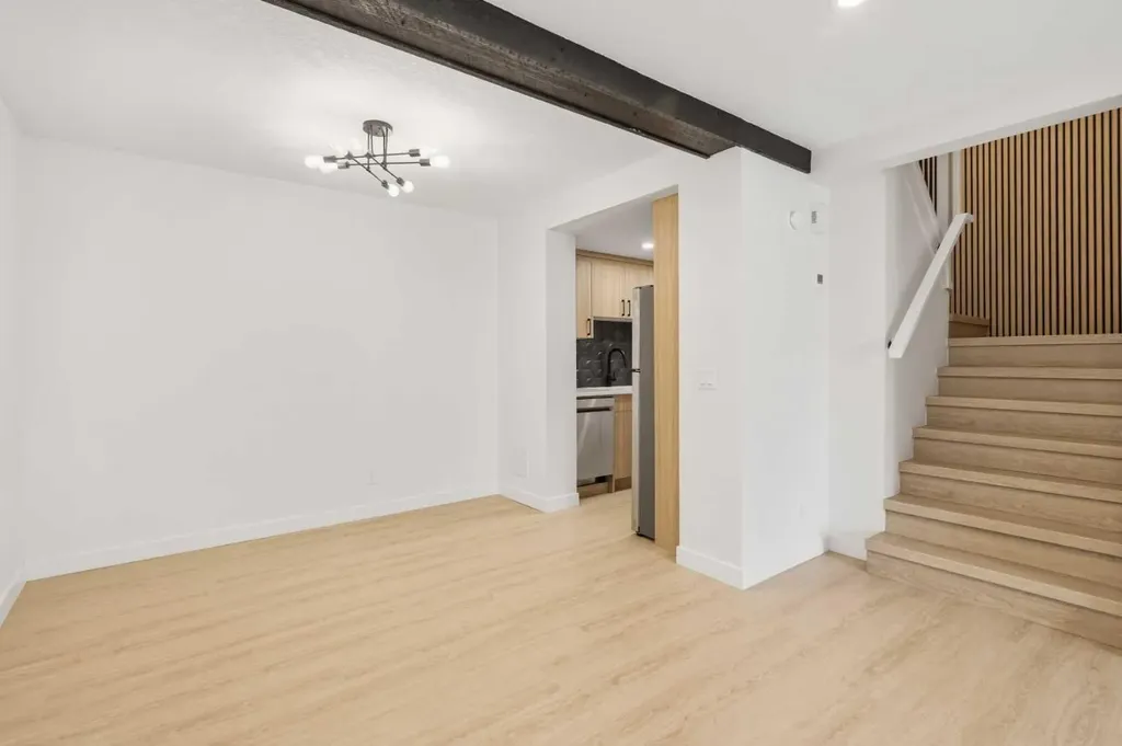 5404 10 Avenue SE Calgary AB T2A 5G4
