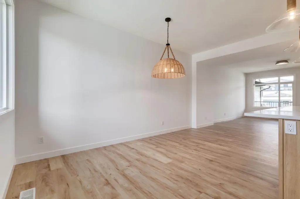 764 Sora Boulevard SE Calgary AB T3S 0M1