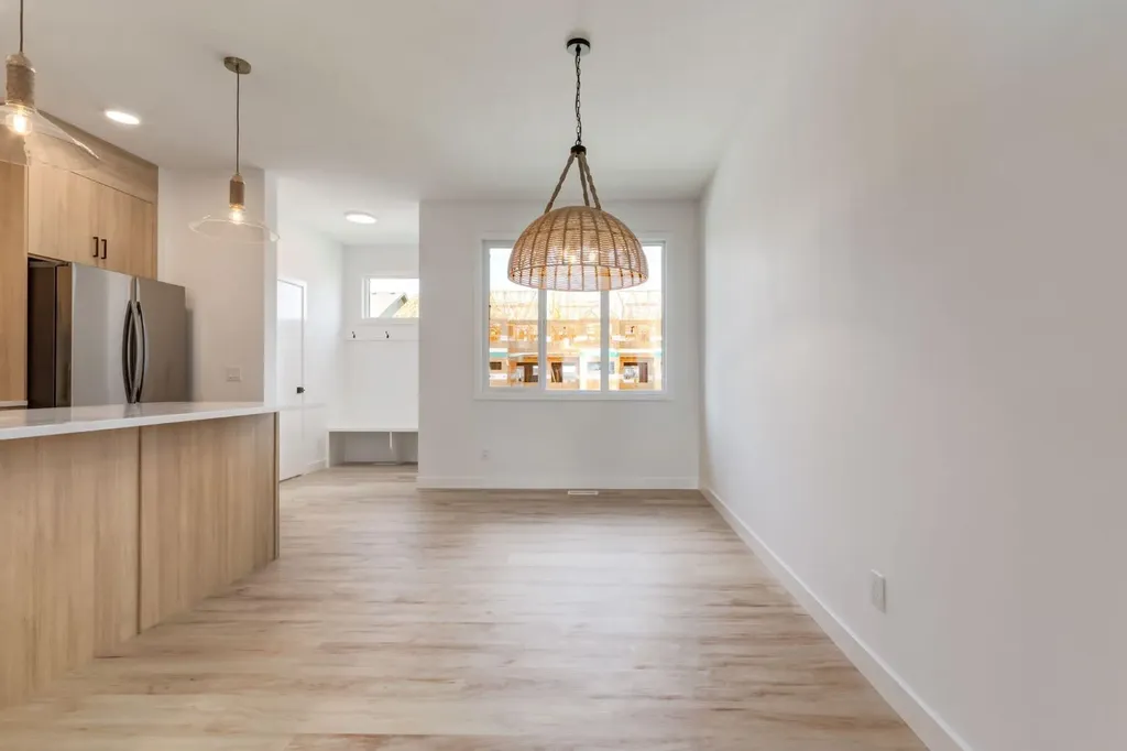 764 Sora Boulevard SE Calgary AB T3S 0M1