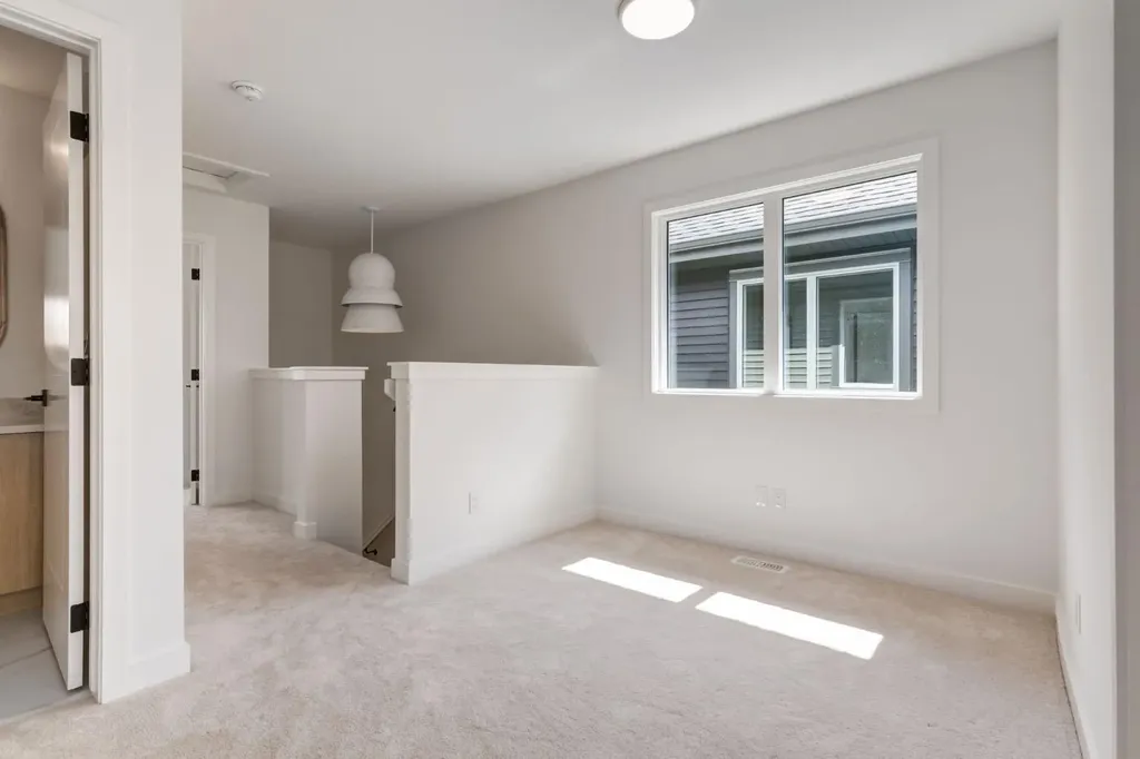 764 Sora Boulevard SE Calgary AB T3S 0M1