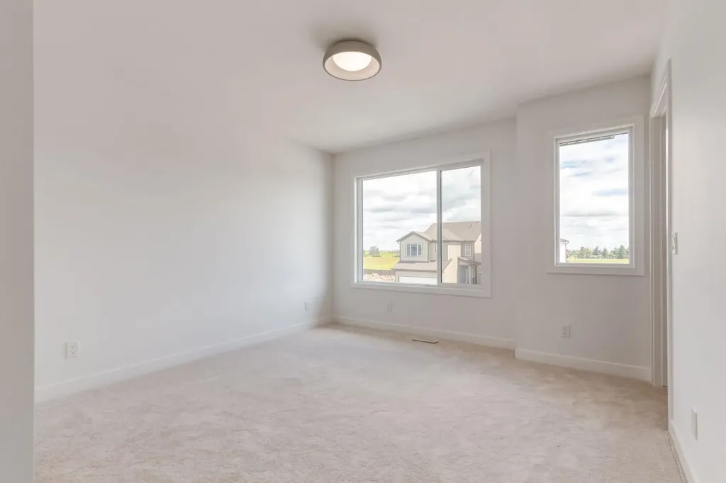 764 Sora Boulevard SE Calgary AB T3S 0M1