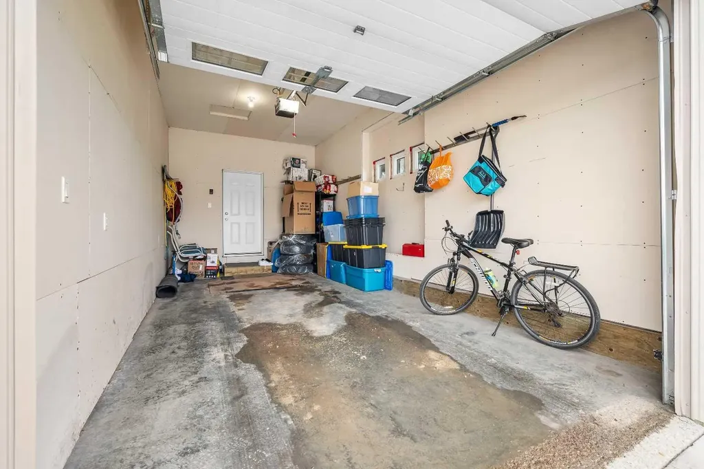 6015 18 Street Lloydminster AB T9V 3P5
