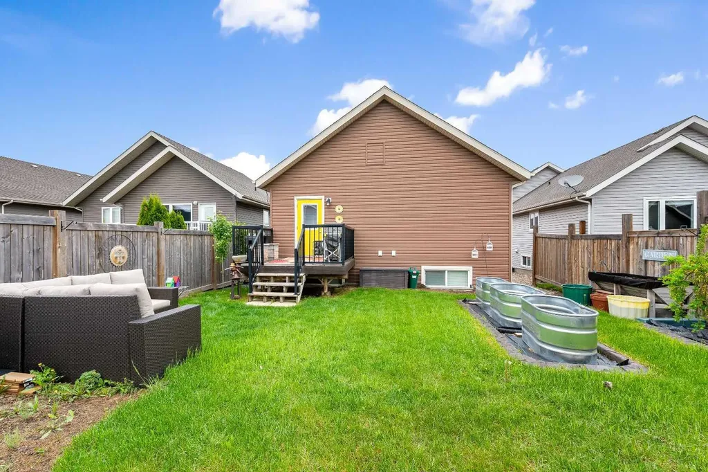6015 18 Street Lloydminster AB T9V 3P5