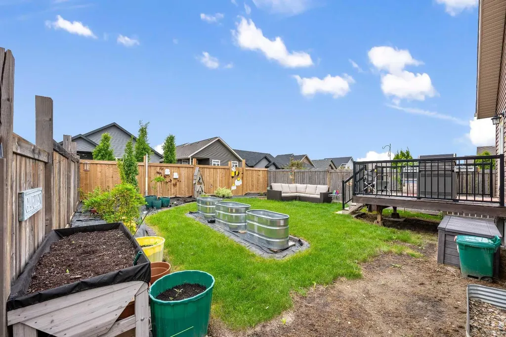 6015 18 Street Lloydminster AB T9V 3P5