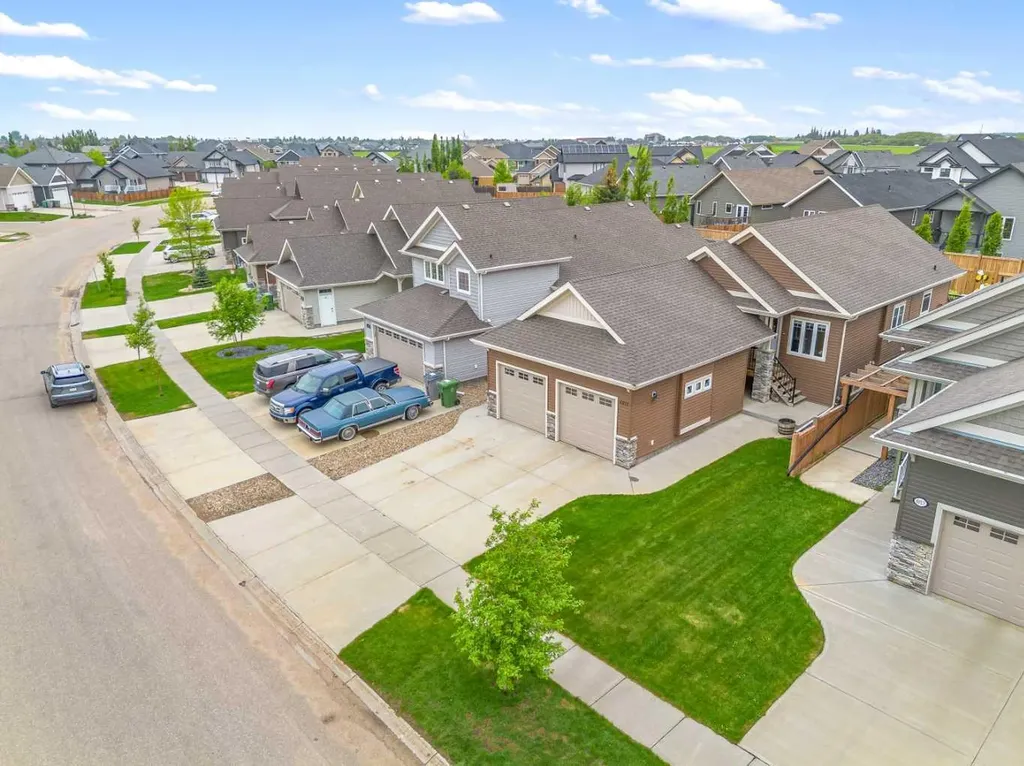 6015 18 Street Lloydminster AB T9V 3P5
