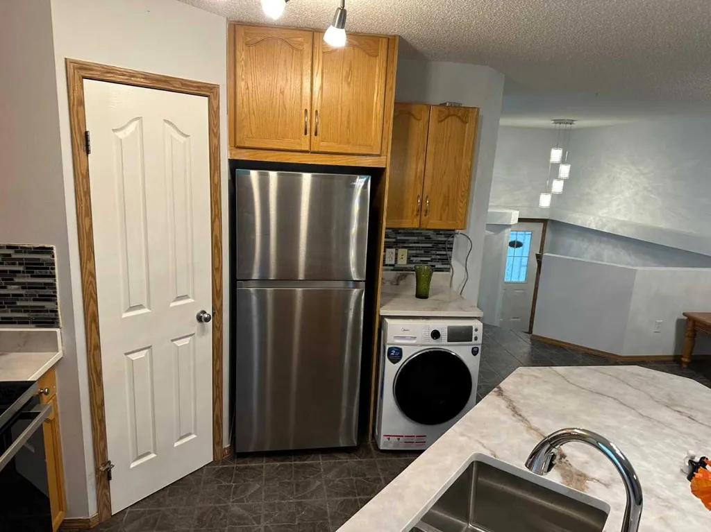 11 Covecreek Close NE Calgary AB T3K 0J5