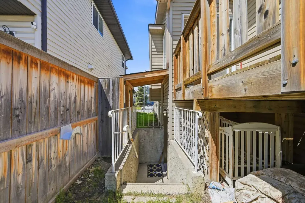 11 Covecreek Close NE Calgary AB T3K 0J5