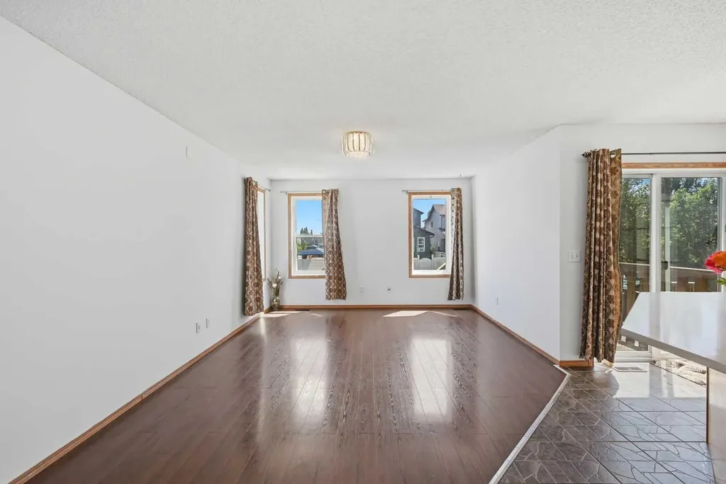11 Covecreek Close NE Calgary AB T3K 0J5