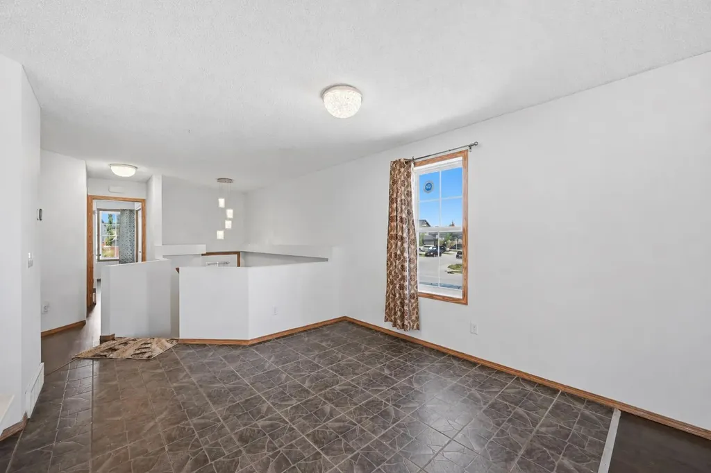 11 Covecreek Close NE Calgary AB T3K 0J5