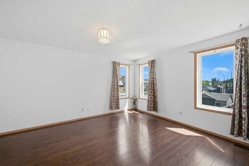 11 Covecreek Close NE Calgary AB T3K 0J5
