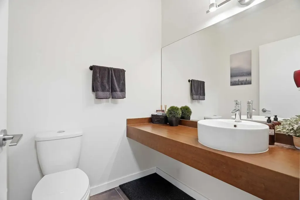 65 Copperstone Cove SE Calgary AB T2Z 0L3