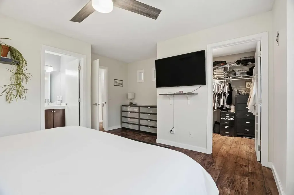 65 Copperstone Cove SE Calgary AB T2Z 0L3