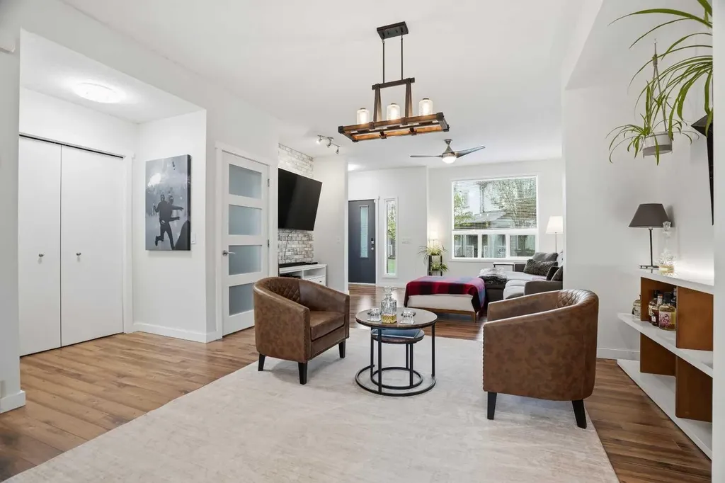 65 Copperstone Cove SE Calgary AB T2Z 0L3