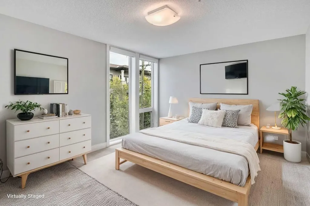 2717 17 Street SW Calgary AB T2T 4N4