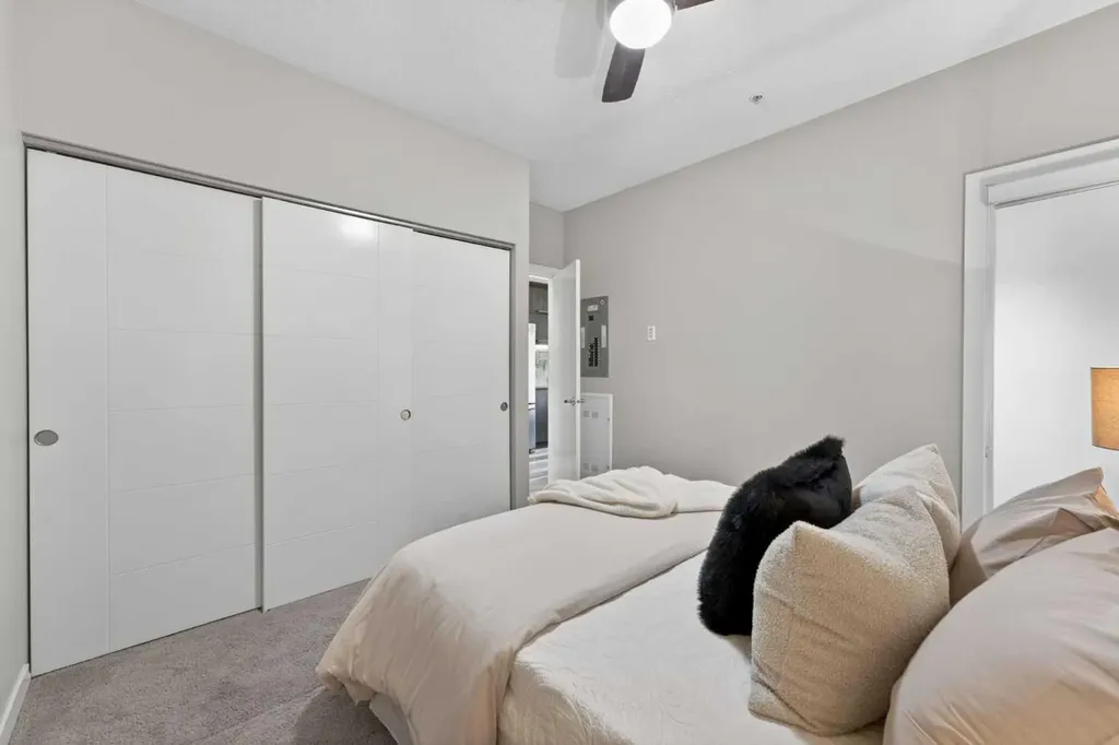 93 34 Avenue SW Calgary AB T2S 3H4