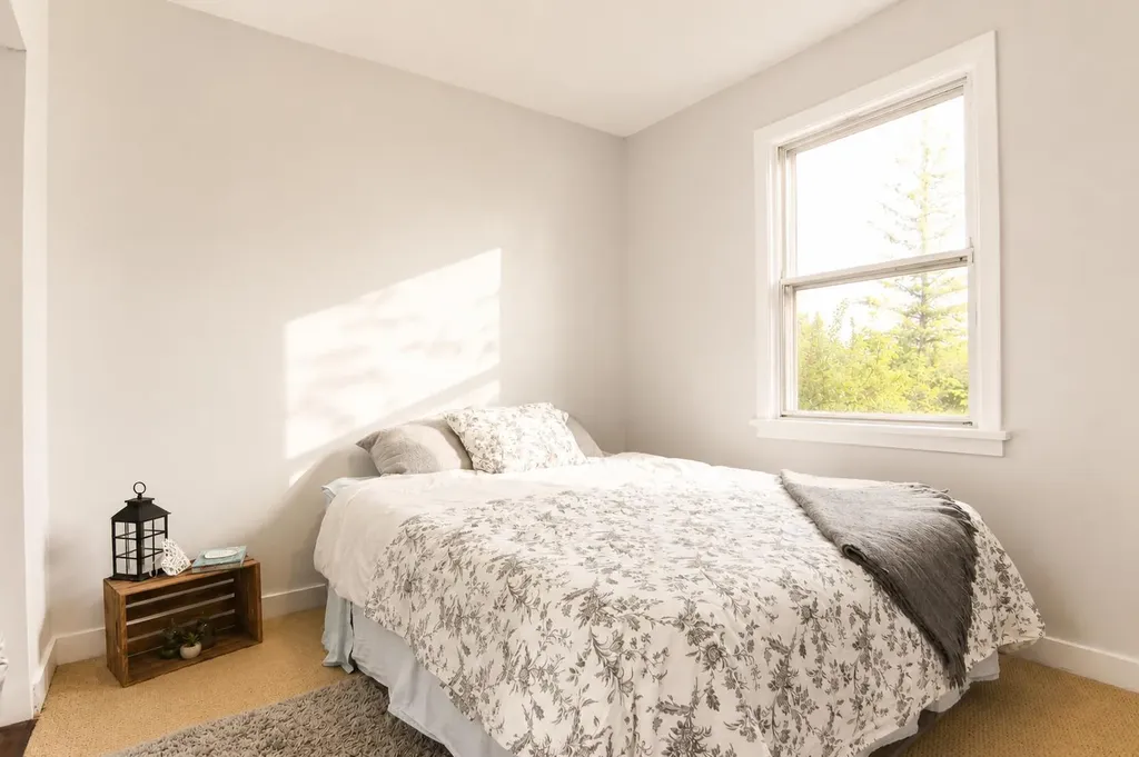 4732 52 Street Sylvan Lake AB T4S 1G5
