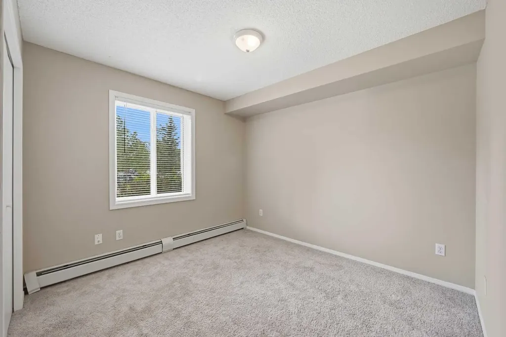 604 8 Street SW Airdrie AB T4B 2W4