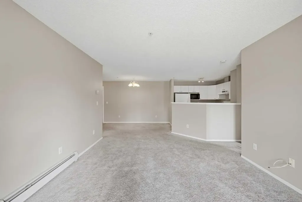 604 8 Street SW Airdrie AB T4B 2W4