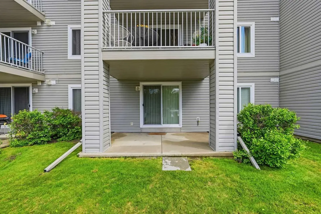 604 8 Street SW Airdrie AB T4B 2W4
