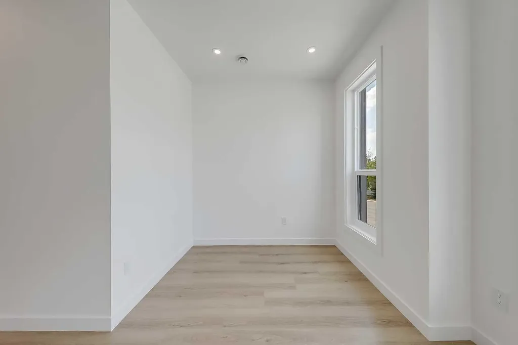 3550 45 Street Calgary AB T3E 3V2