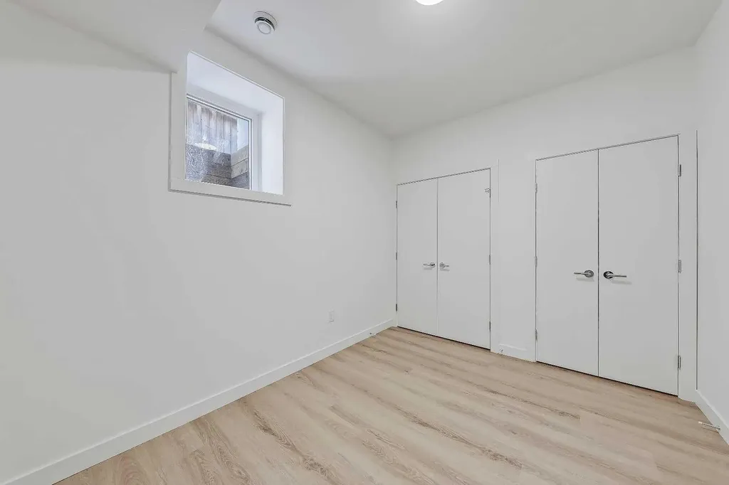 3550 45 Street Calgary AB T3E 3V2