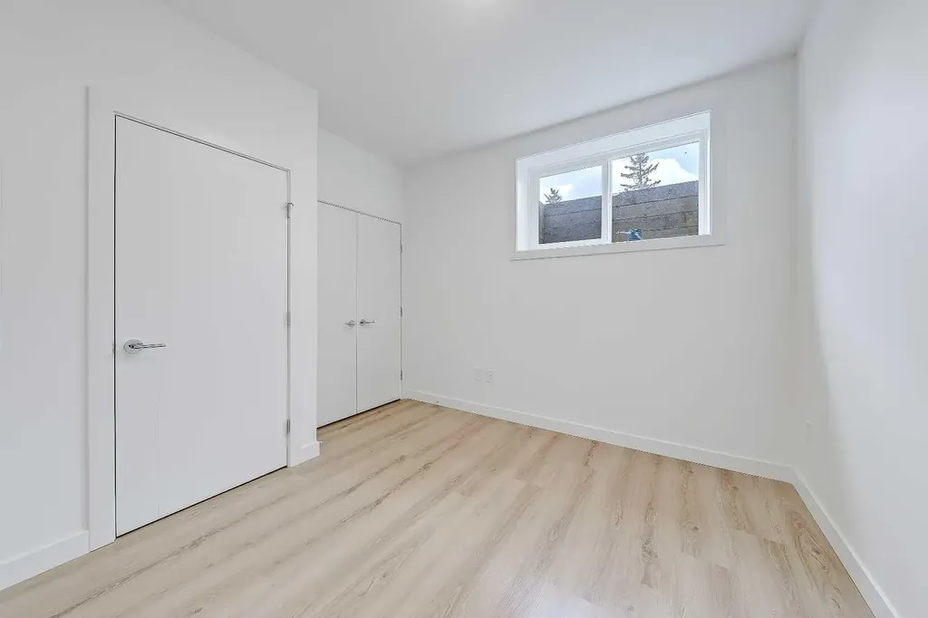 3550 45 Street Calgary AB T3E 3V2